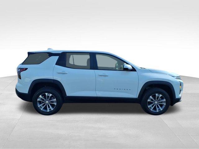 new 2026 Chevrolet Equinox car, priced at $30,725
