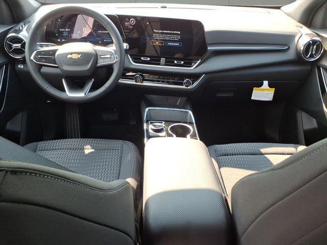new 2026 Chevrolet Equinox car, priced at $30,725