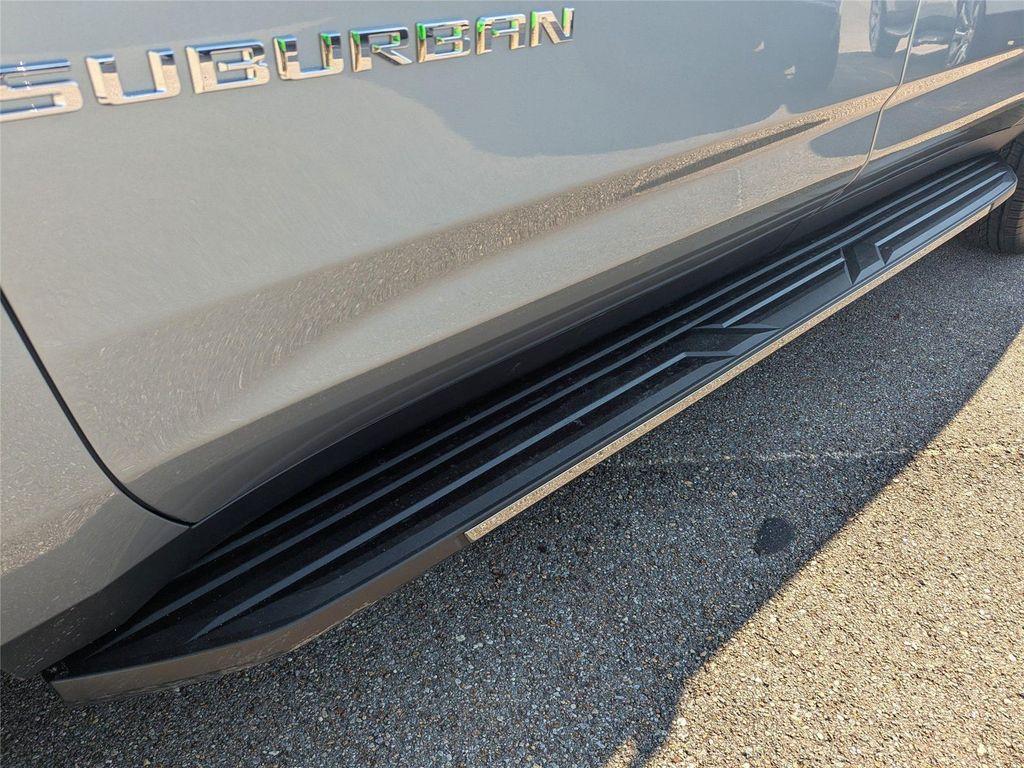 new 2025 Chevrolet Suburban car, priced at $70,915