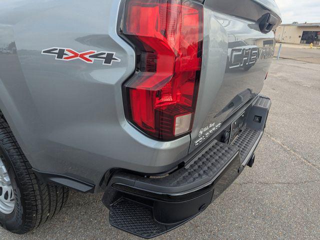new 2025 Chevrolet Colorado car, priced at $36,217