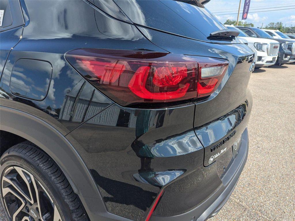 new 2026 Chevrolet TrailBlazer car, priced at $28,197