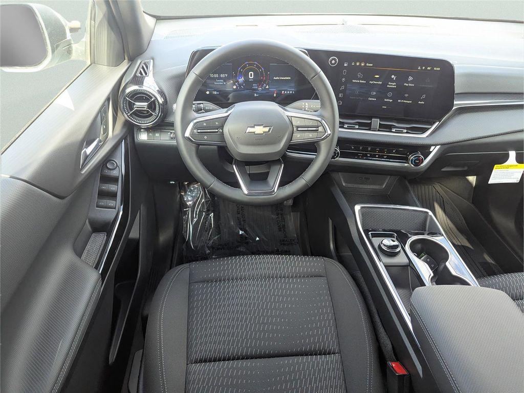 new 2026 Chevrolet Equinox car, priced at $29,738