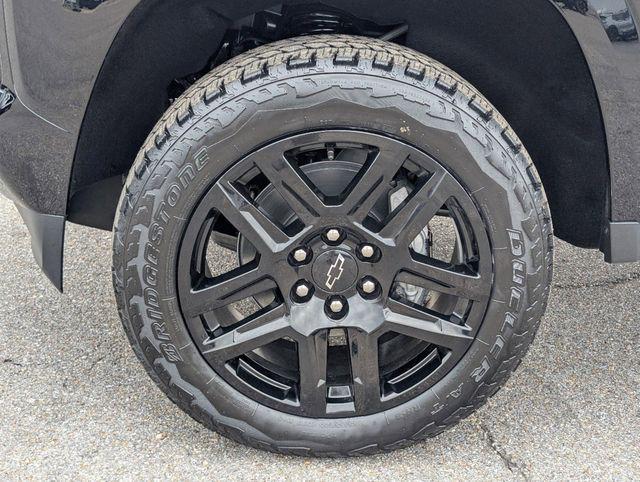 new 2025 Chevrolet Colorado car, priced at $47,174