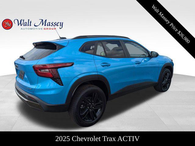 new 2025 Chevrolet Trax car, priced at $26,980