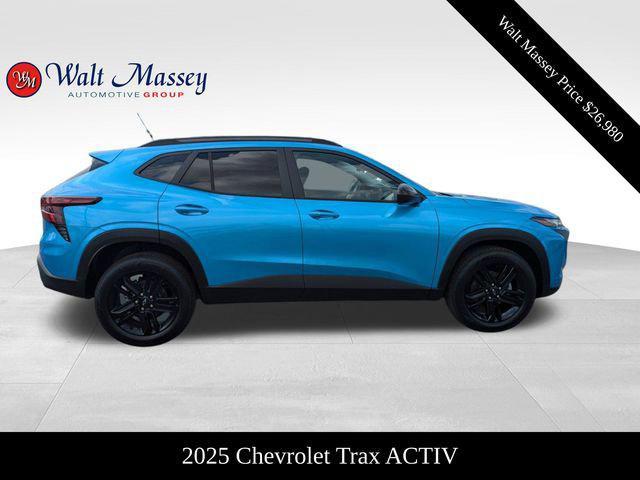 new 2025 Chevrolet Trax car, priced at $26,980