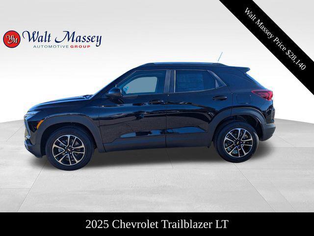 new 2025 Chevrolet TrailBlazer car, priced at $28,140