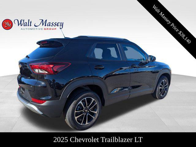 new 2025 Chevrolet TrailBlazer car, priced at $28,140