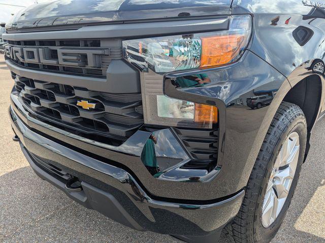 new 2025 Chevrolet Silverado 1500 car, priced at $42,647