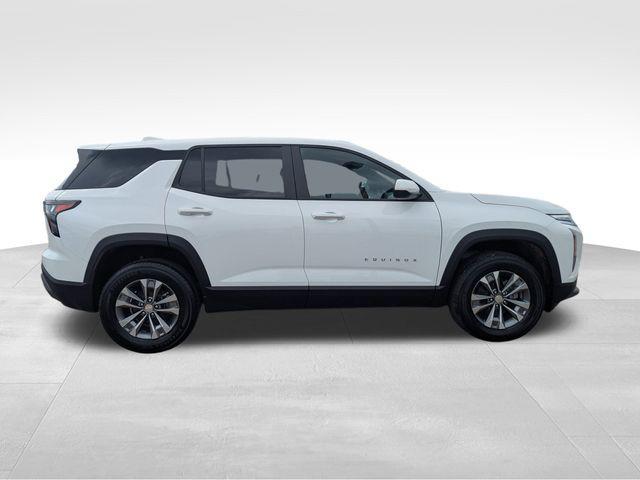 new 2026 Chevrolet Equinox car, priced at $27,915
