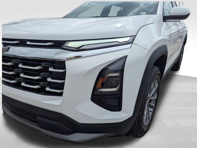 new 2026 Chevrolet Equinox car, priced at $27,915