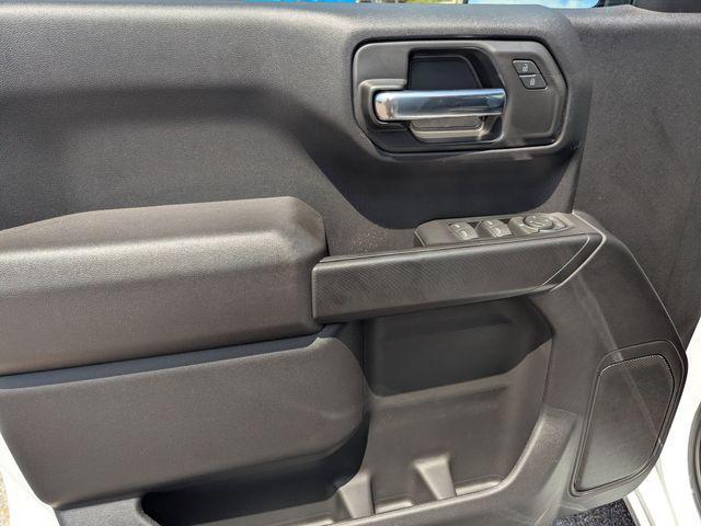 new 2025 Chevrolet Silverado 1500 car, priced at $37,532