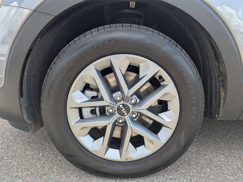 used 2024 Kia Telluride car, priced at $31,999