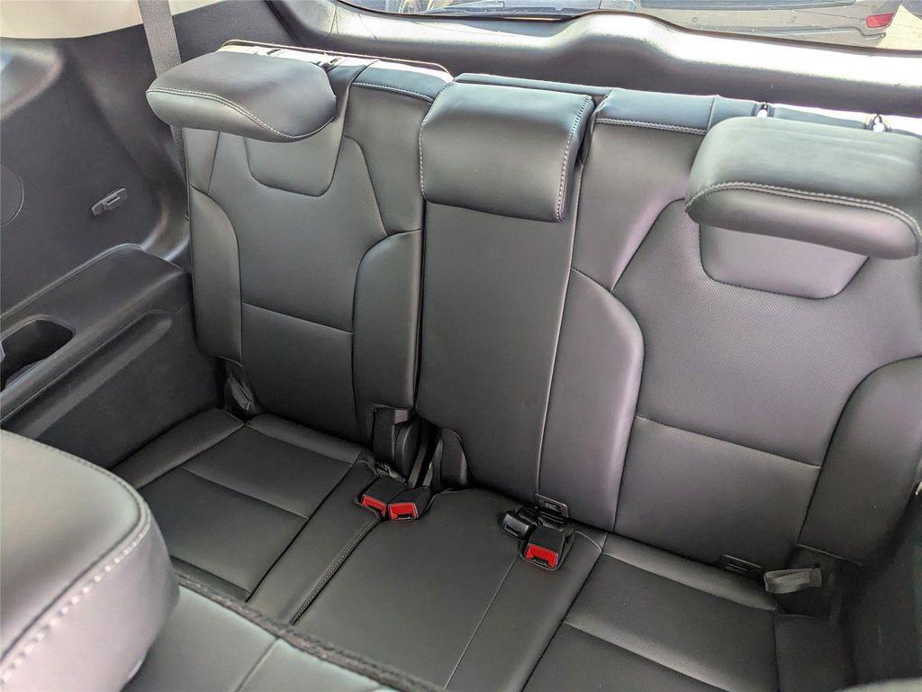 used 2024 Kia Telluride car, priced at $31,999