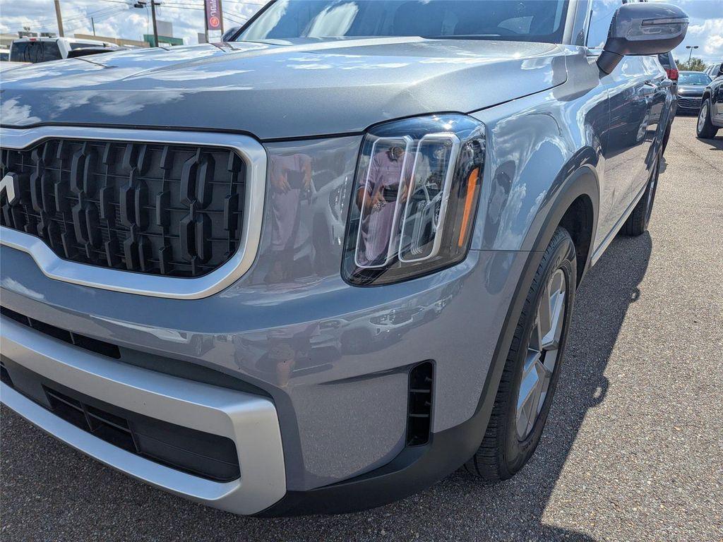used 2024 Kia Telluride car, priced at $31,999