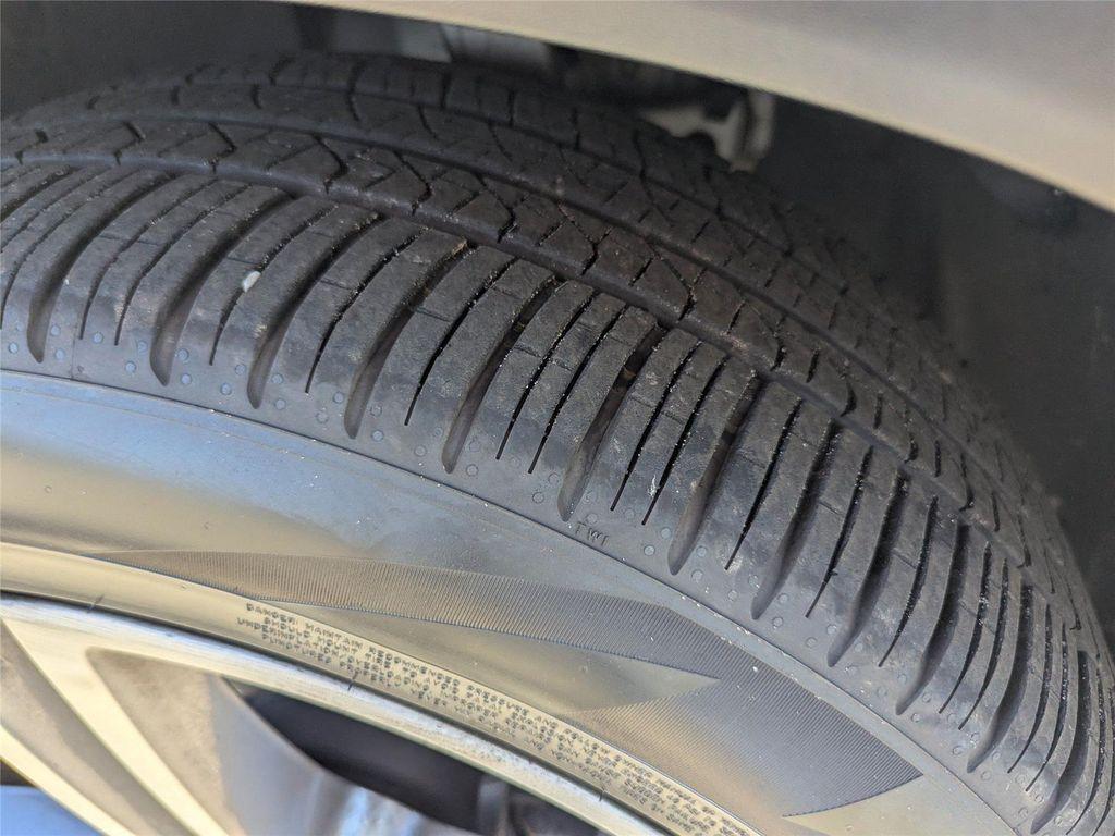 used 2022 Mercedes-Benz GLE 350 car, priced at $37,999