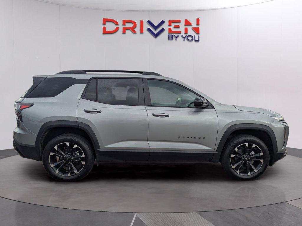 new 2026 Chevrolet Equinox car, priced at $36,047