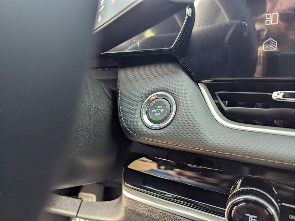 new 2026 Chevrolet Equinox car, priced at $33,024