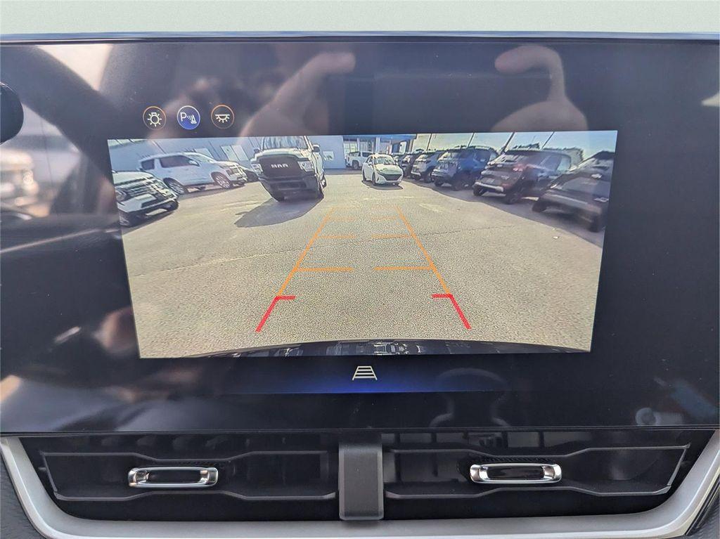 new 2026 Chevrolet Equinox car, priced at $33,024