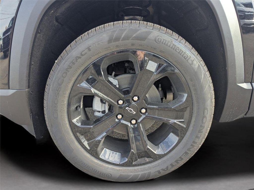 new 2026 Chevrolet Equinox car, priced at $33,024