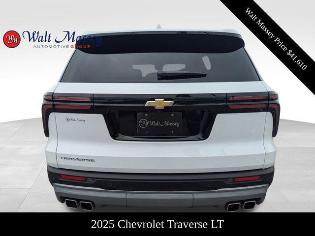 new 2025 Chevrolet Traverse car, priced at $41,610