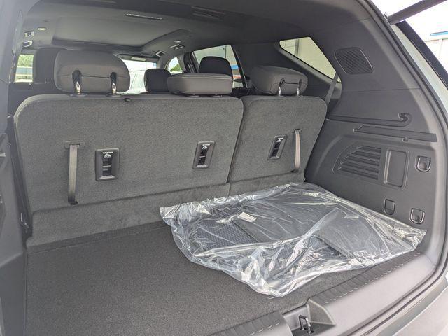 new 2025 Chevrolet Traverse car, priced at $41,502