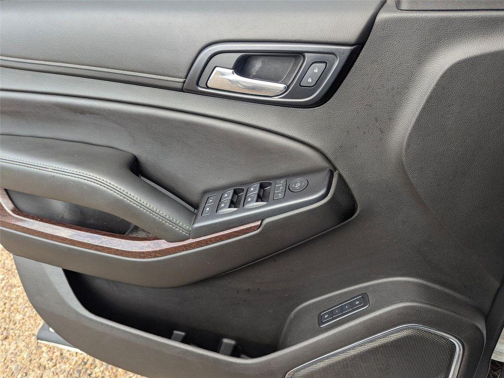 used 2019 GMC Yukon XL car, priced at $24,999