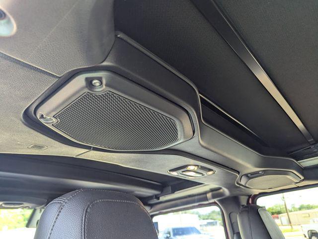 used 2021 Jeep Wrangler Unlimited car, priced at $33,999