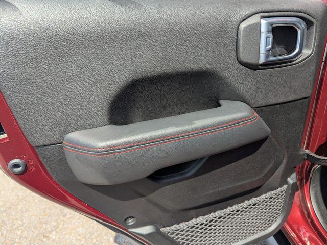 used 2021 Jeep Wrangler Unlimited car, priced at $33,999