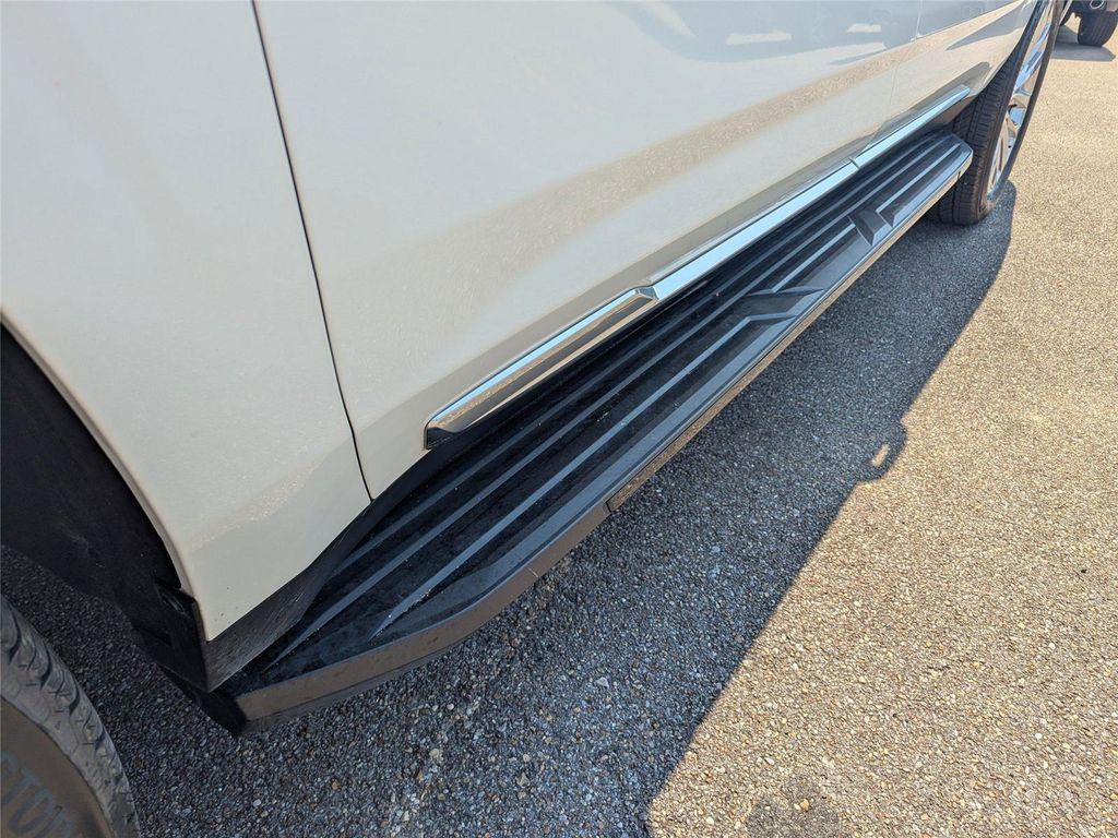 used 2023 Cadillac Escalade ESV car, priced at $57,499