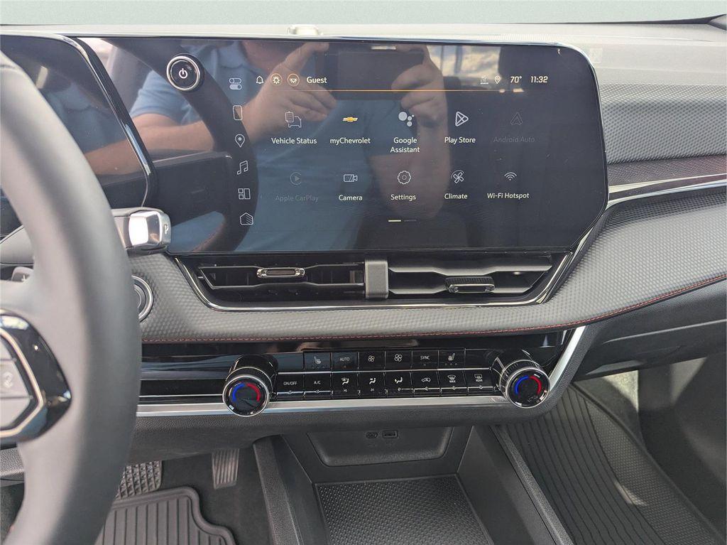 new 2026 Chevrolet Equinox car, priced at $37,033