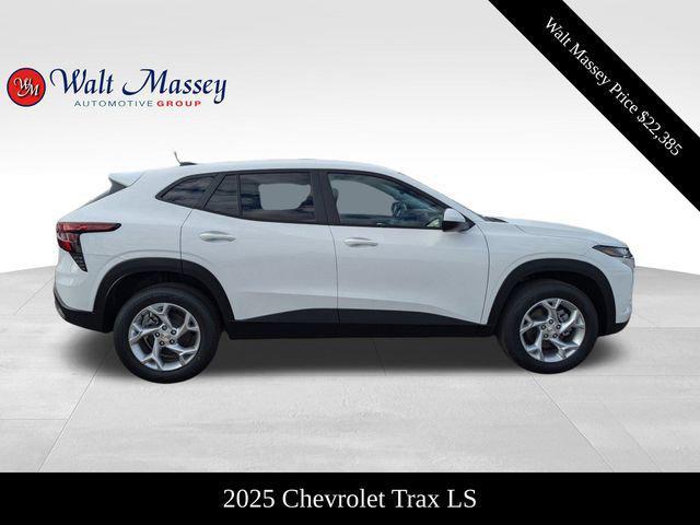 new 2025 Chevrolet Trax car, priced at $22,385