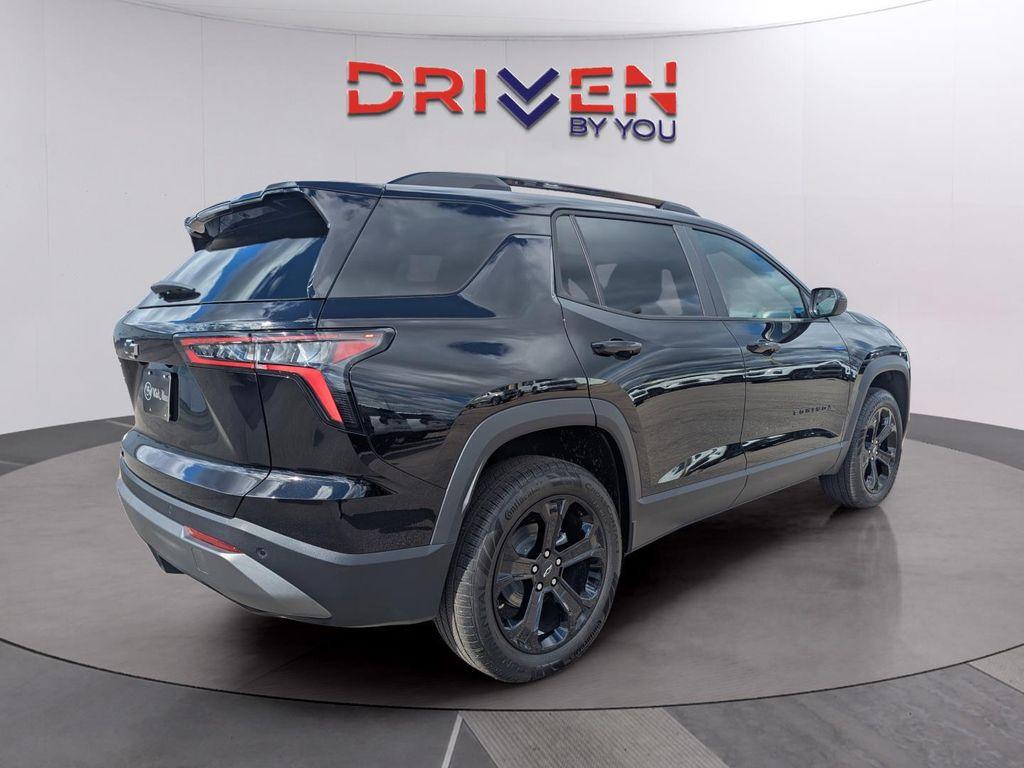 new 2026 Chevrolet Equinox car, priced at $32,555