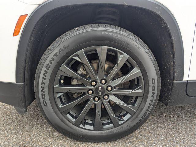 used 2023 Chevrolet Traverse car, priced at $28,599