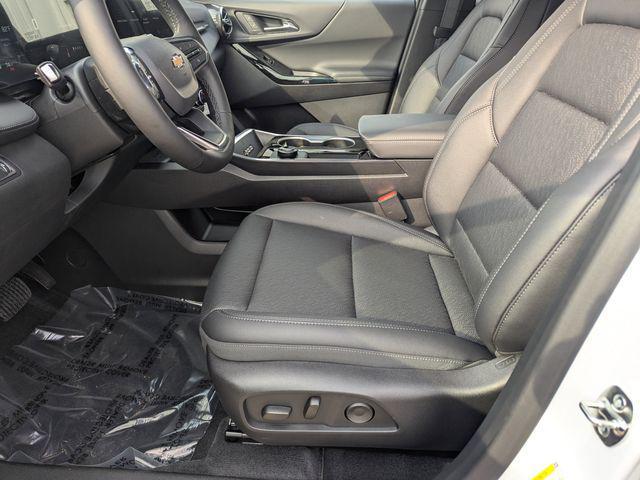 new 2026 Chevrolet Equinox car, priced at $30,695