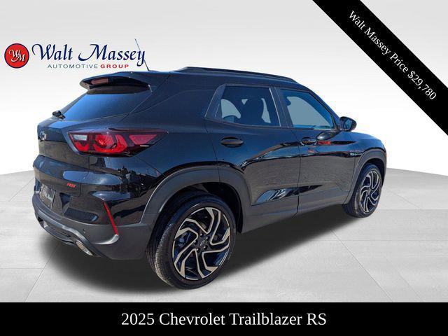 new 2025 Chevrolet TrailBlazer car, priced at $29,780