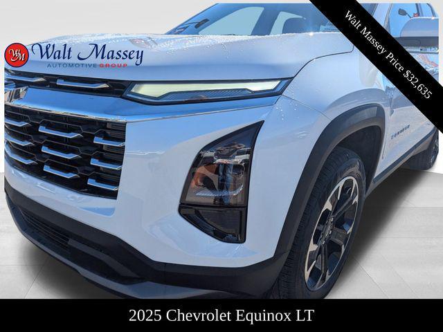 new 2025 Chevrolet Equinox car, priced at $32,635