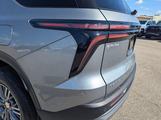 new 2025 Chevrolet Traverse car, priced at $40,674