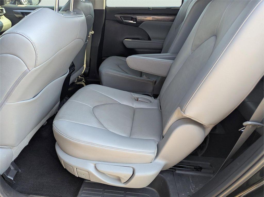 used 2024 Toyota Highlander car, priced at $42,100