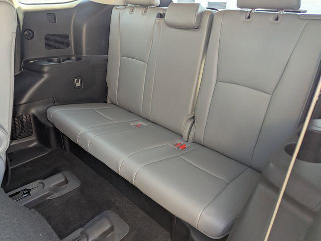 used 2024 Toyota Highlander car, priced at $46,299