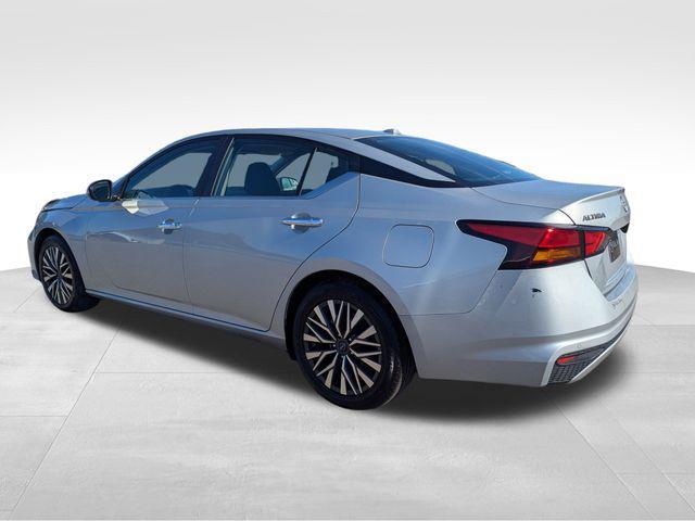 used 2023 Nissan Altima car, priced at $18,799
