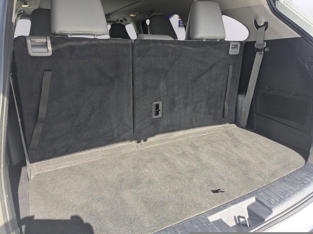 used 2022 Toyota Highlander car, priced at $39,599