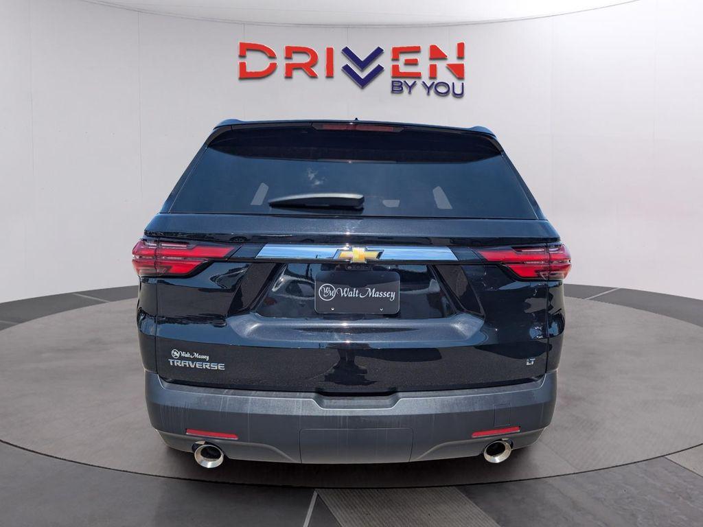 used 2023 Chevrolet Traverse car, priced at $29,999