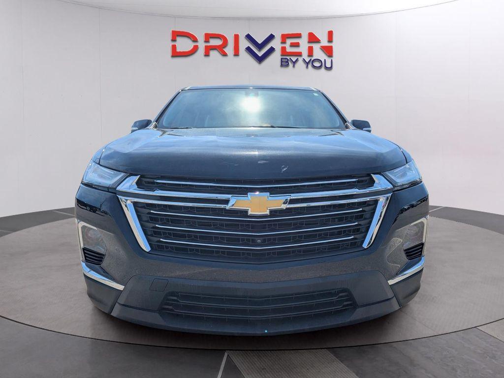 used 2023 Chevrolet Traverse car, priced at $29,999