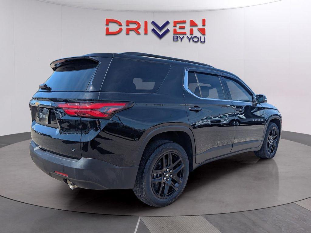 used 2023 Chevrolet Traverse car, priced at $29,999