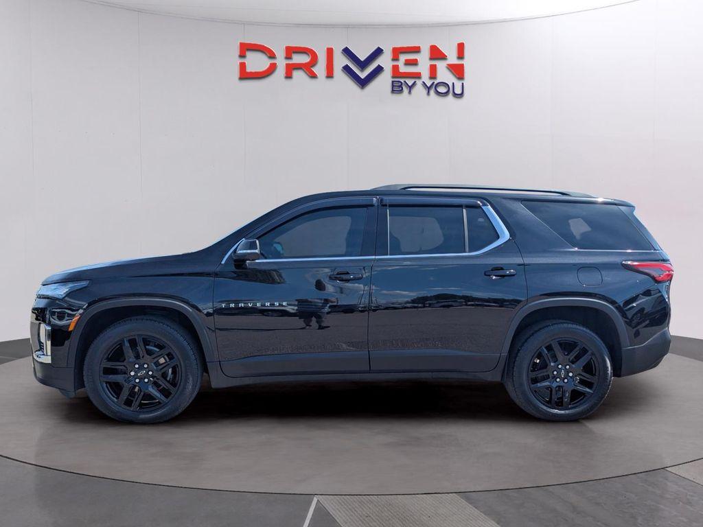 used 2023 Chevrolet Traverse car, priced at $29,999
