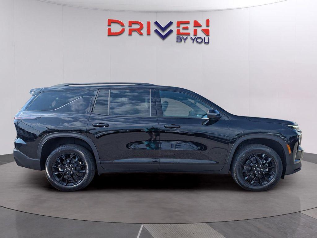 new 2025 Chevrolet Suburban car, priced at $71,810