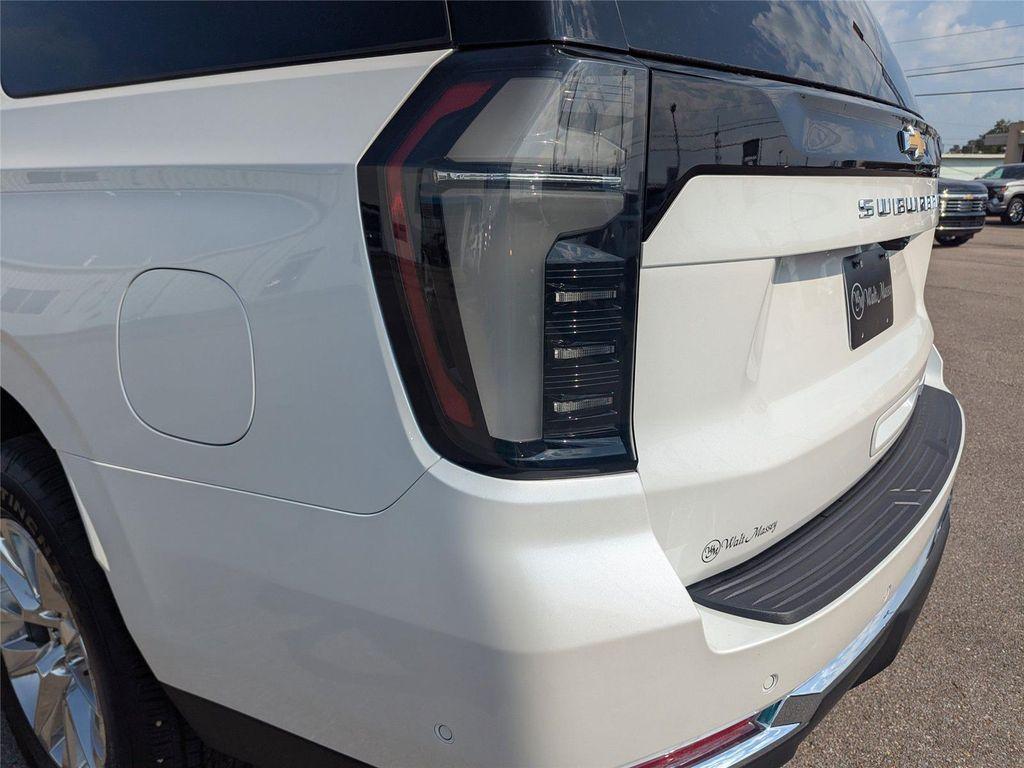 new 2025 Chevrolet Suburban car, priced at $71,810