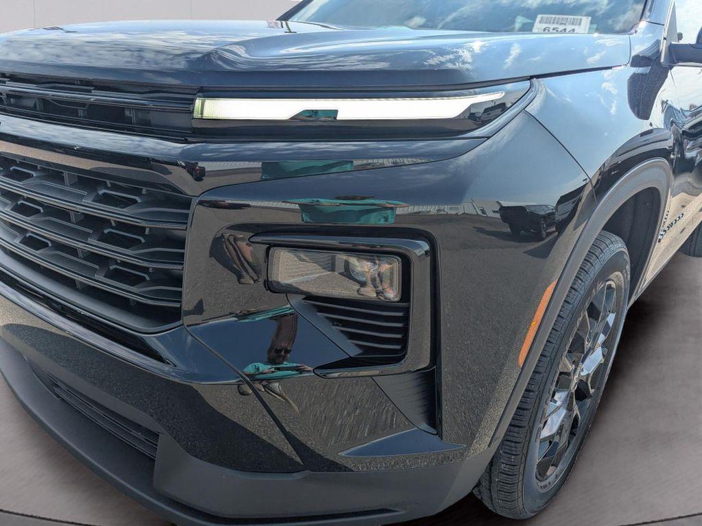 new 2025 Chevrolet Suburban car, priced at $71,810
