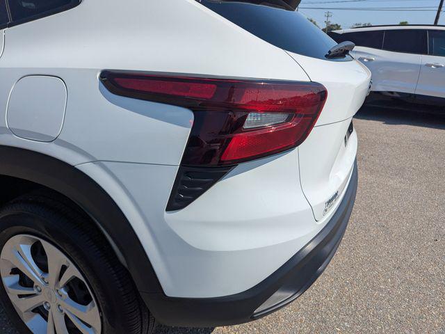 used 2025 Chevrolet Trax car, priced at $21,799