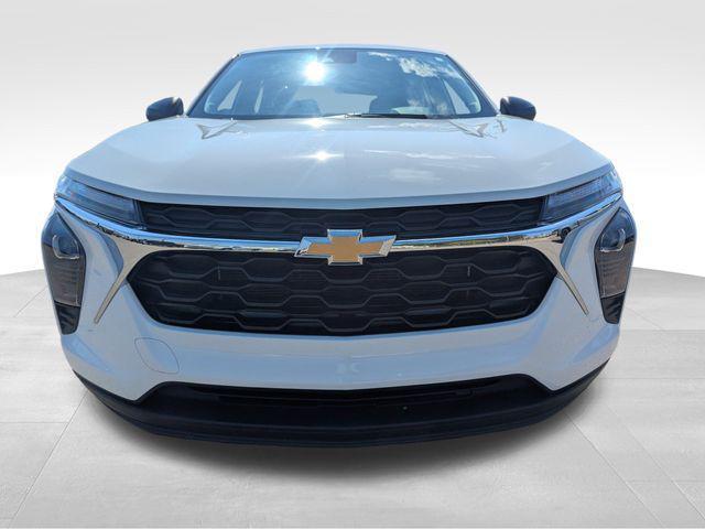 used 2025 Chevrolet Trax car, priced at $21,799